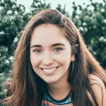 Nina, Owner – Glow Beauty Bar